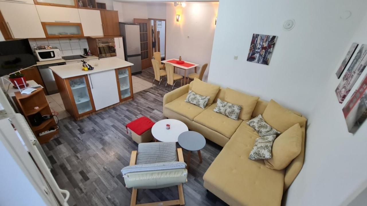 Center Cosy Apartment Скопье Экстерьер фото